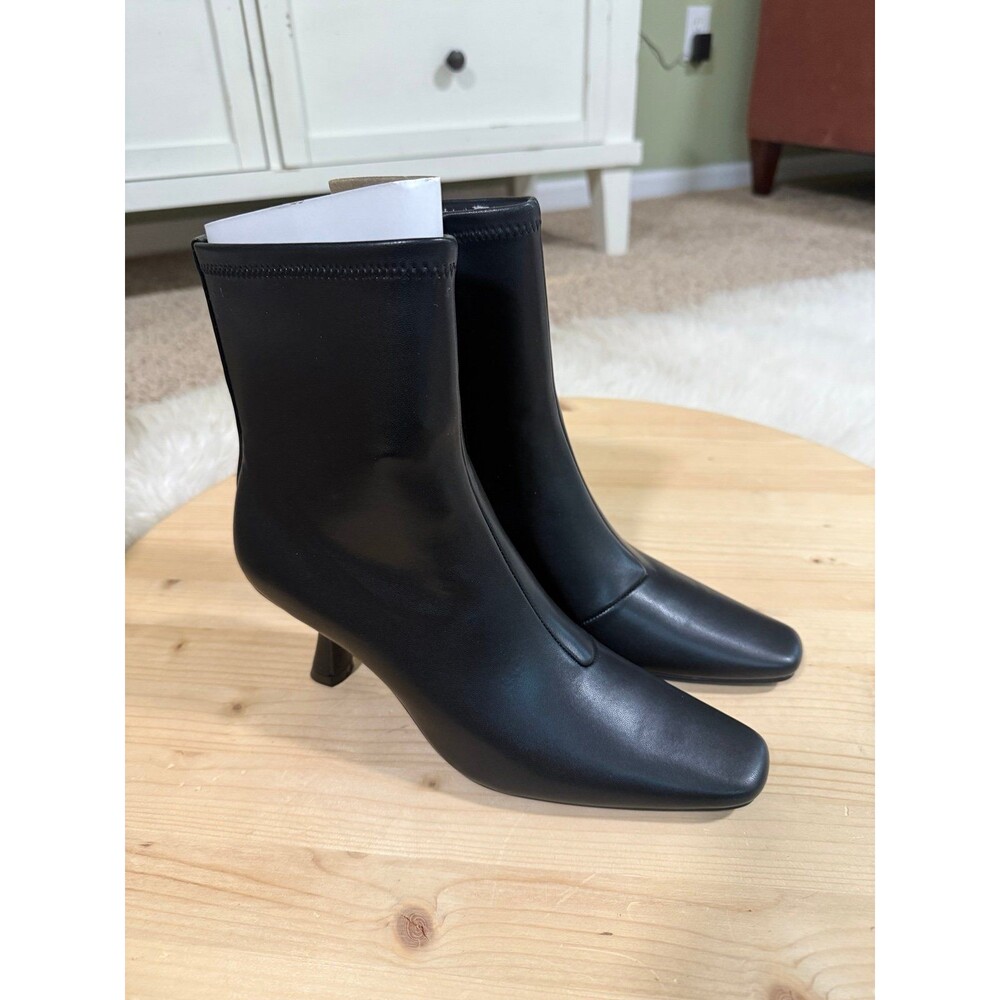 Vaneli Kitten Heel Ankle boots